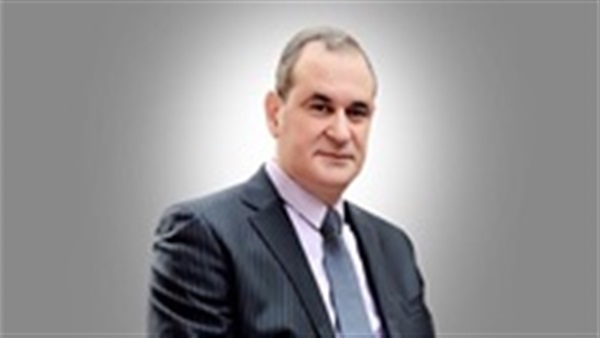 مدحت الشريف
