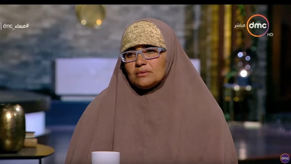 والدة طفل البلكونة