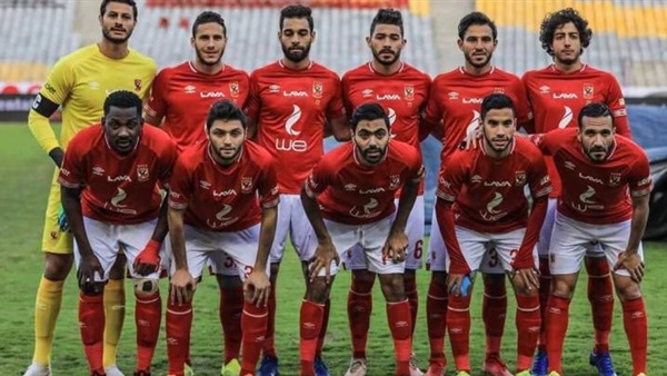 لاعبو الأهلي