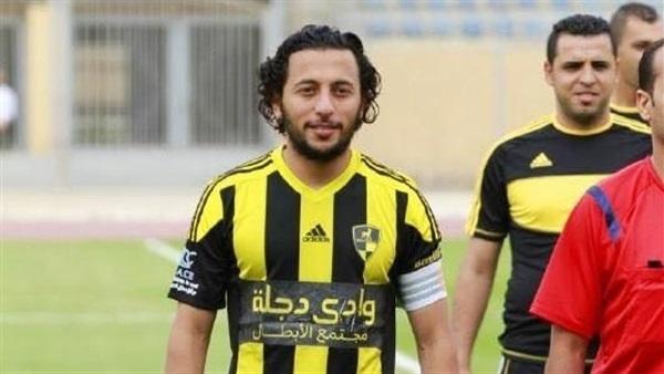 مصطفي طلعت لاعب وادي