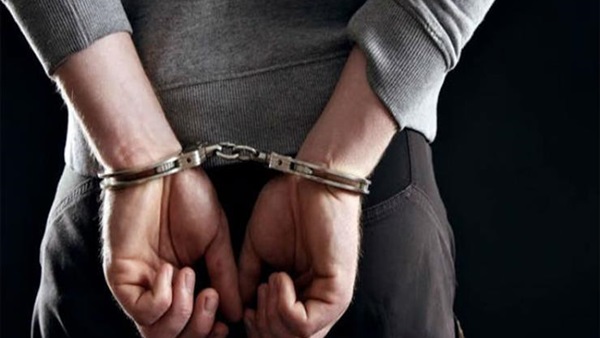 عاطل يتاجر في الحشيش