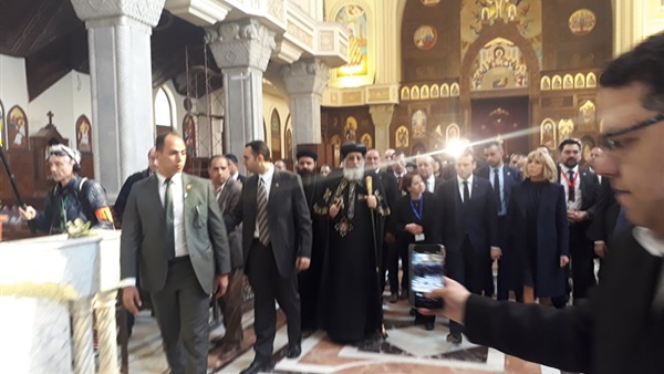 ماكرون والبابا تواضروس