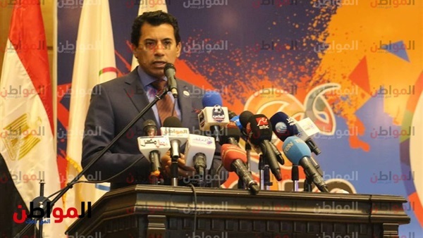 وزير الشباب والرياضة