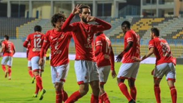 لاعبو الأهلي