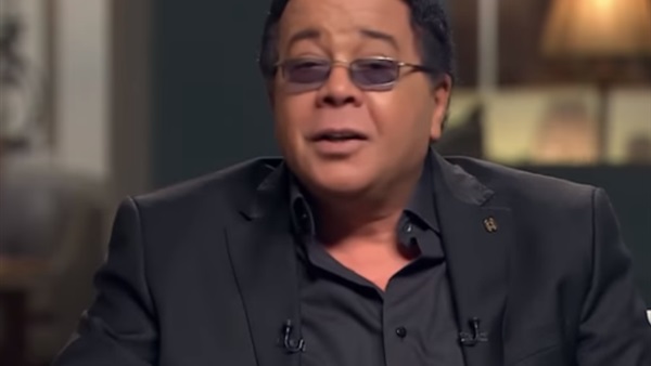 أحمد آدم مع إسعاد
