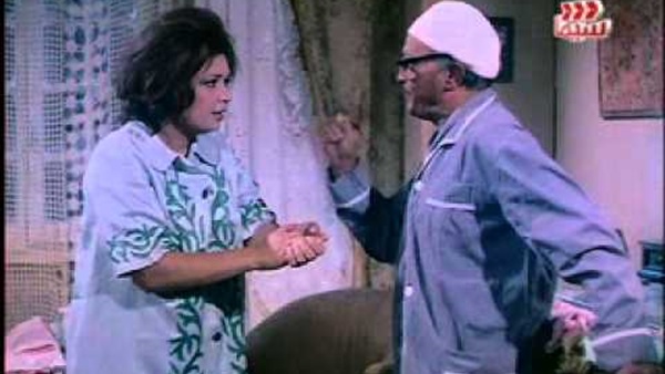امراة في مشهد