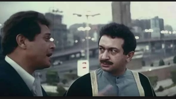 كلمة في مشهد