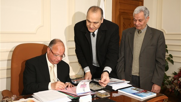 محافظ القاهرة يعتمد