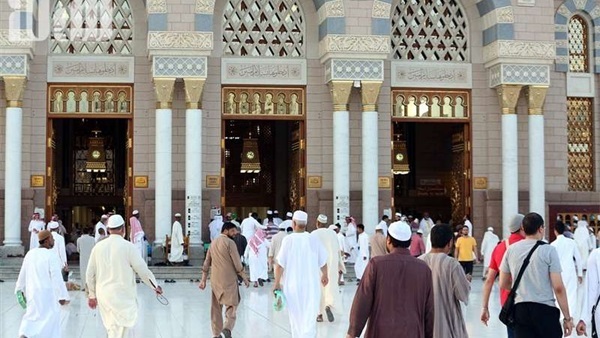 صلاة الجمعة فى المسجد