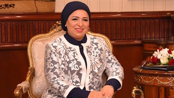 قرينة الرئيس عبدالفتاح