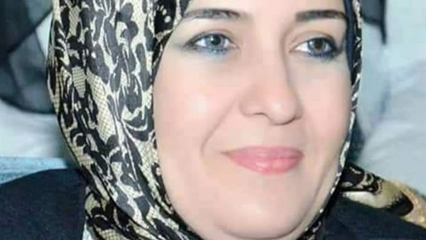 النائبة