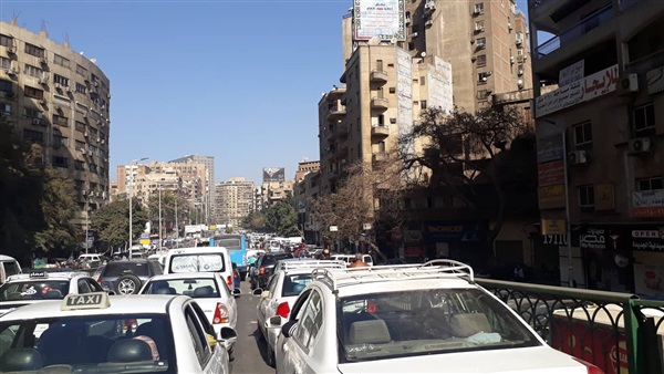 شلل مروري بشارع مراد