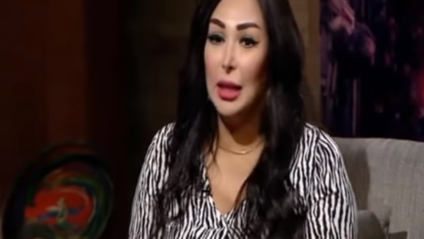 شاهيناز في واحد