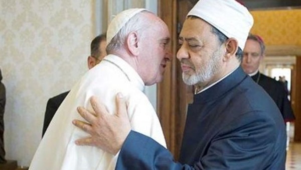 أحمد الطيب بابا الفاتيكان