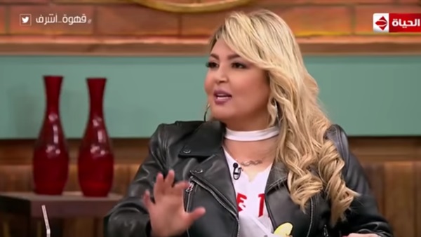 الفنانة مها أحمد
