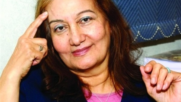 الناقدة الفنية ماجدة