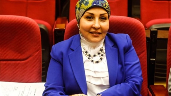 النائبة هالة أبو
