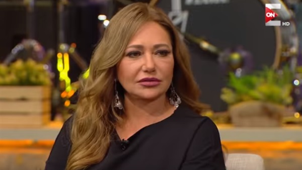 ليلى علوي في انا