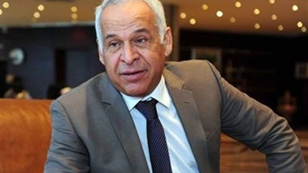 فرج عامر رئيس نادي