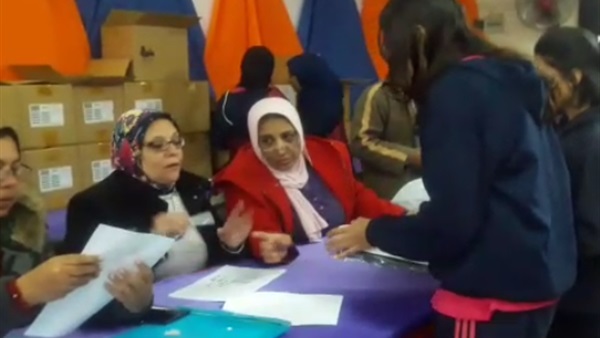 توزيغ التابلت بالإسكندرية