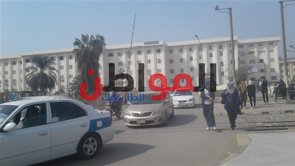 الحركة المرورية بشوارع