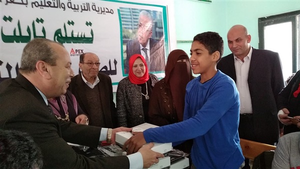 التابلت التعليمي
