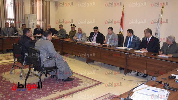 جتنب من لقاء المحافظ