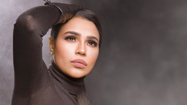 أمينة وزوجها في الفلانتين
