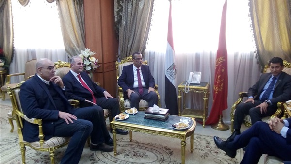 وزير الشباب والرياضة