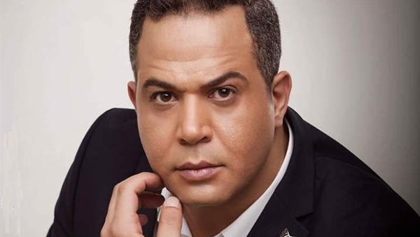 الفنان مصطفى درويش
