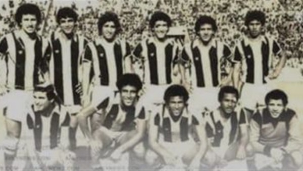 محمود الخطيب بقميص