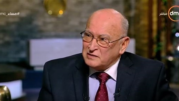 الدكتور حسن منصور