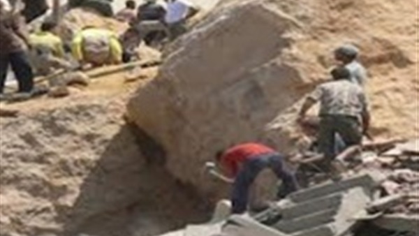سقوط صخرة