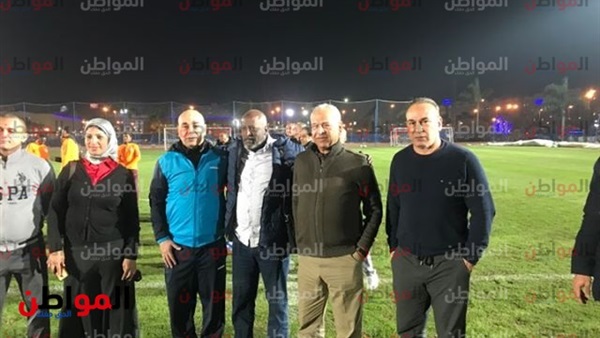 فرج عامر مع التوأم