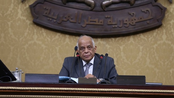 الدكتور علي عبد العال