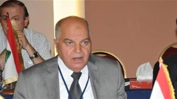 خلف الزناتي نقيب