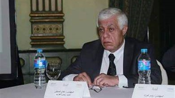 الخبير البيئي عادل