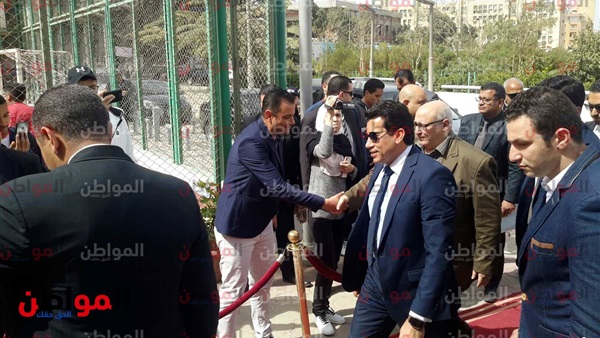 وزير الرياضة في جامعة