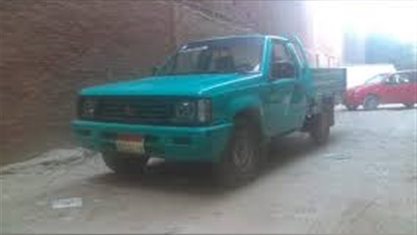 سيارة