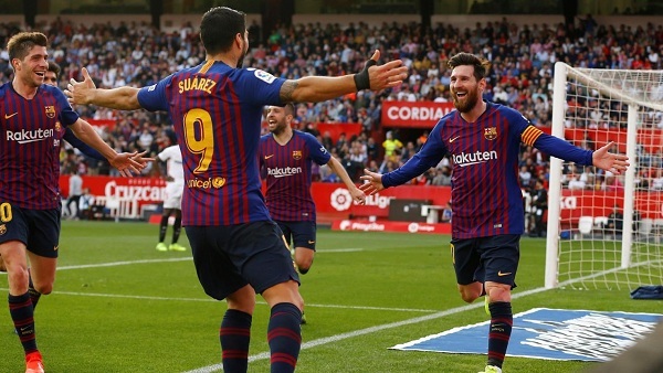لاعبي برشلونة