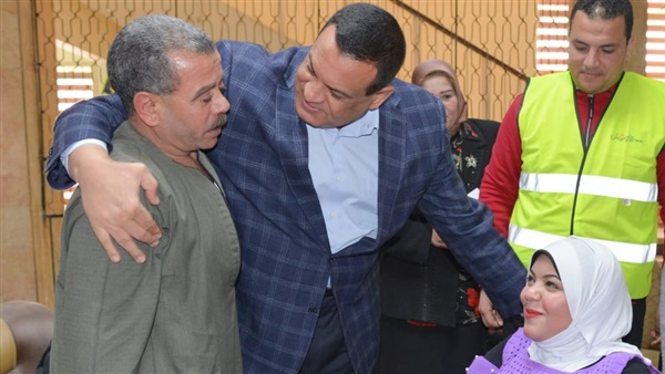 محافظ البحيرة