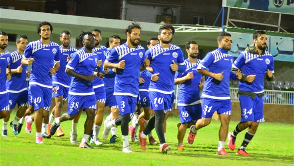 جانب من تدريبات نادى