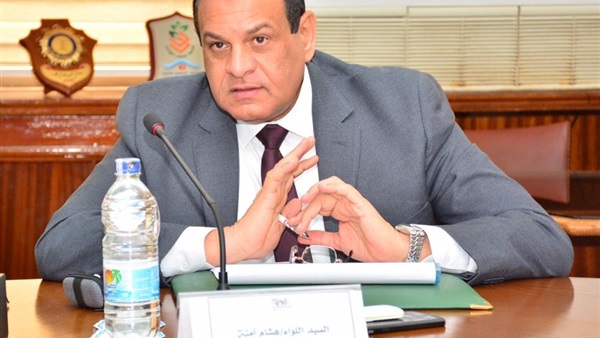 محافظ البحيرة