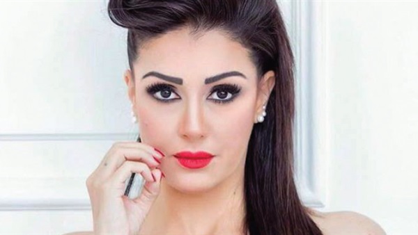 غادة عبد الرازق في