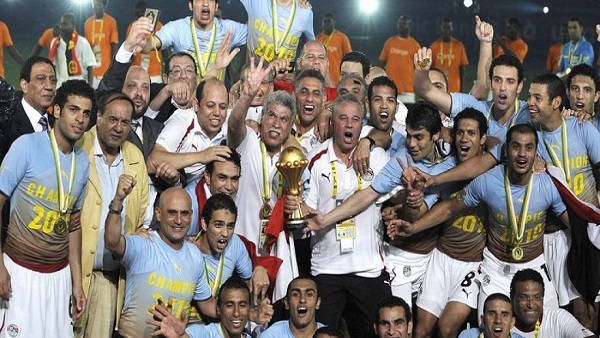 تتويج منتخب مصر بامم