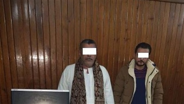 القبض على جامعي وعامل