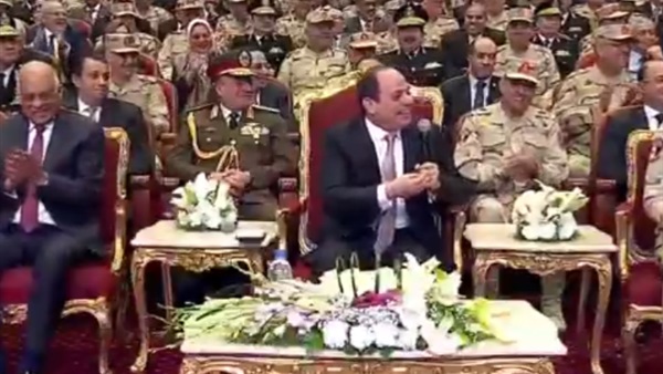 السيسي في يوم الشهيد