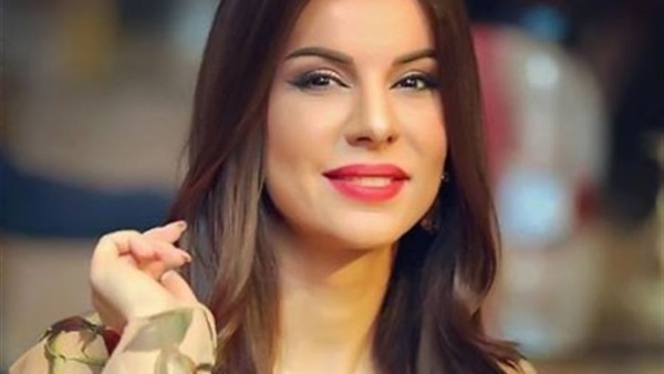 الفنانة فريال يوسف