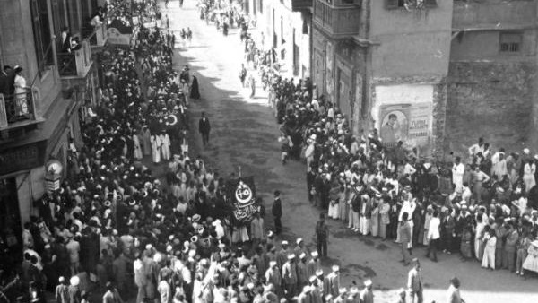 مائة عام على ثورة