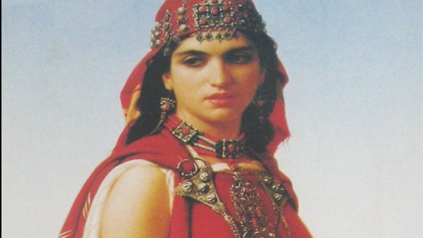 فاطمة نسومر